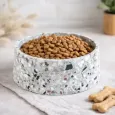 Gamelle en pierre naturelle Terrazzo pour chien - Stable, élégante & durable
