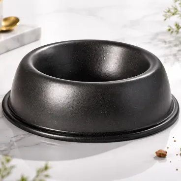 gamelle-pour-chien-noire-antiderapante-design-stable