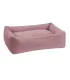 Lit pour chien design Tudor rose, vue de face, housse en tissu d'ameublement lavable