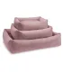 Lit pour chien design Tudor rose disponible en trois tailles, de la plus petite à la plus grande