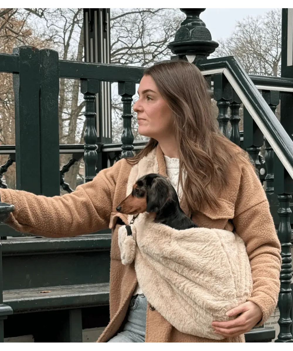 Sac de Transport Chien Fluffy Beige – Confort & Anti-Stress